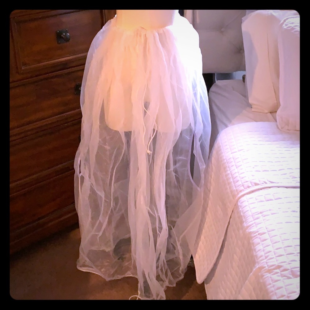 Bridal buddy